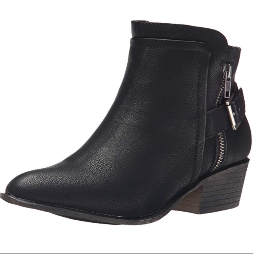 Madden Girl Hentzz Black Leather Booties